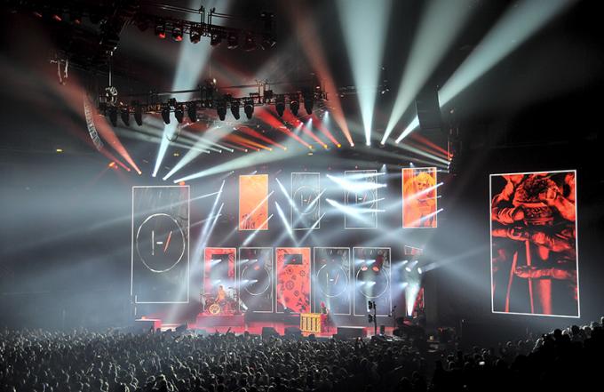 The Roadshow Tour: Bethel Music & Unspoken at Budweiser Events Center